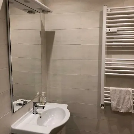 San Lorenzo University Flat-2